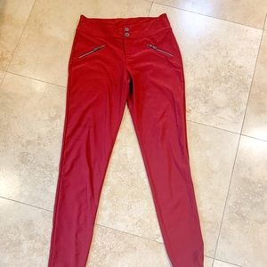 Pair of Alp n Rock gorgeous outdoorsy pants.